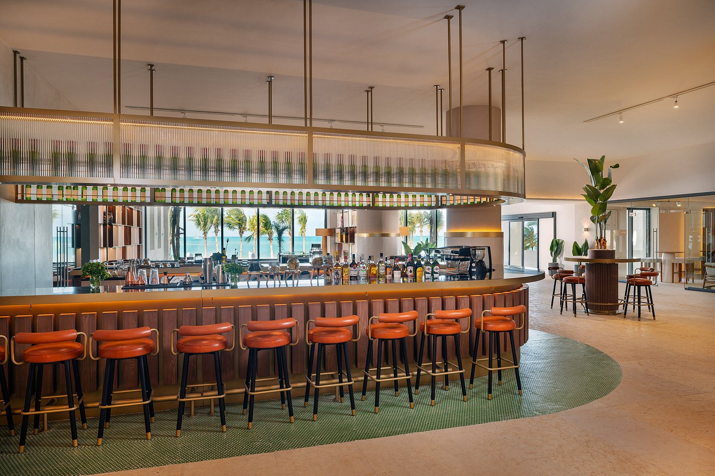 caption-32